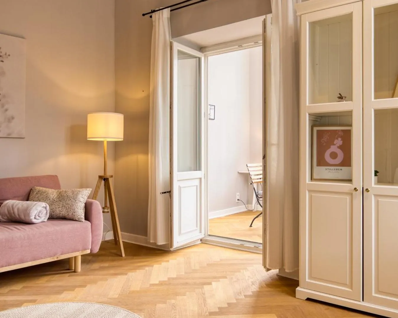 Jomi Stays, Brandenburgische Strasse 16 - Wohnen Beim Kurfuerstendamm Berlin Homestay
